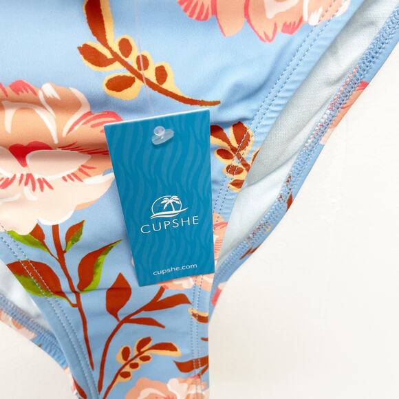 Cupshe Women's Blue Floral Tie Front Halter & Cheeky Bikini Set Size Medium - Picture 6 of 10